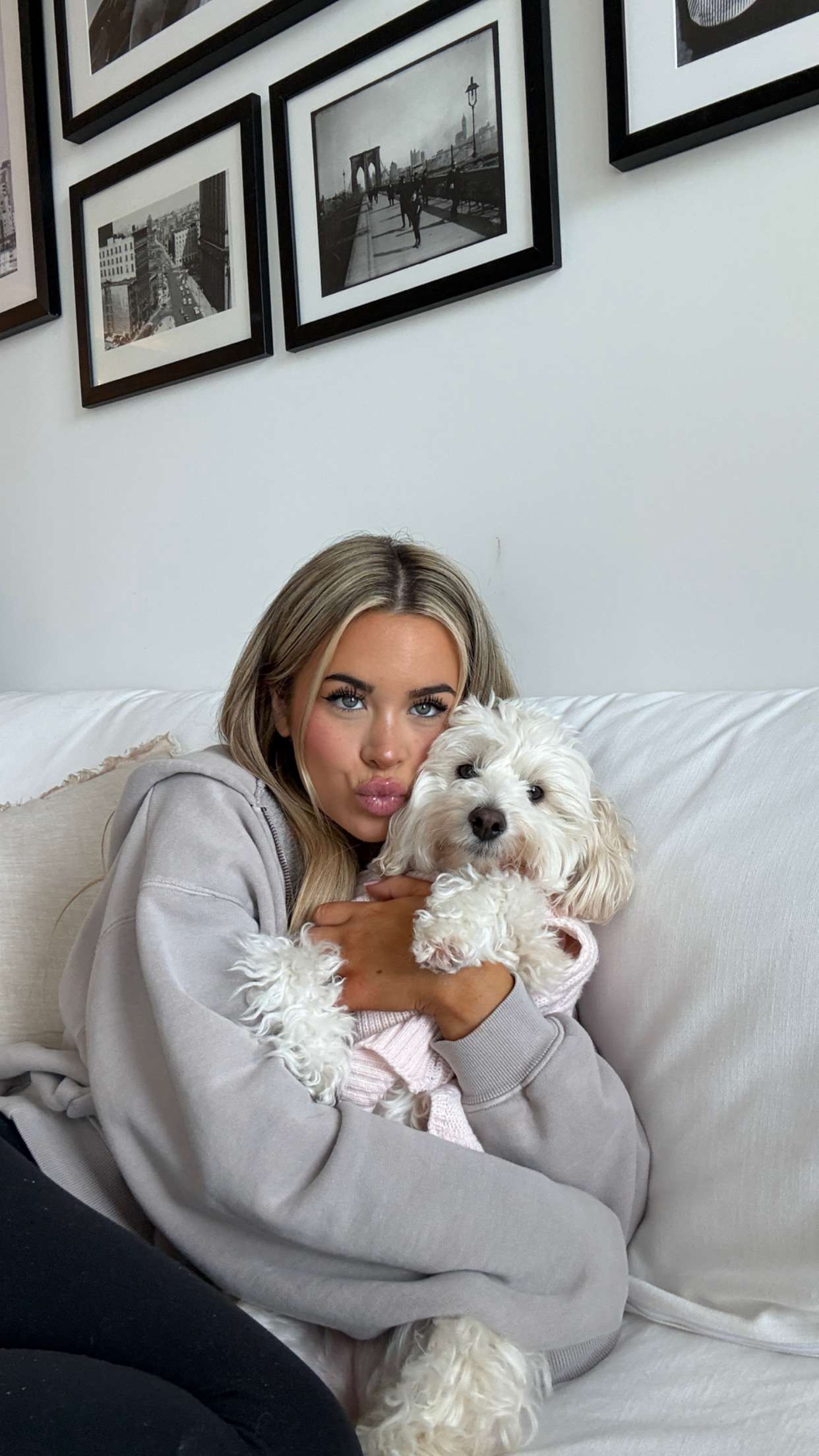 emilyelizabbeth snapchat image archive image