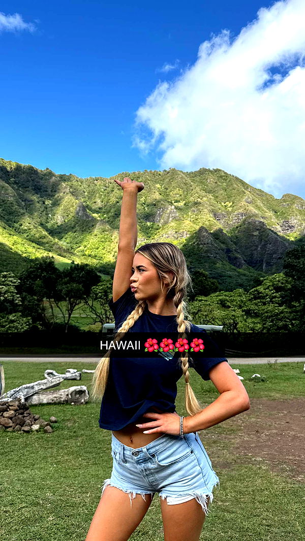 emilyelizabbeth image ~ Altpins