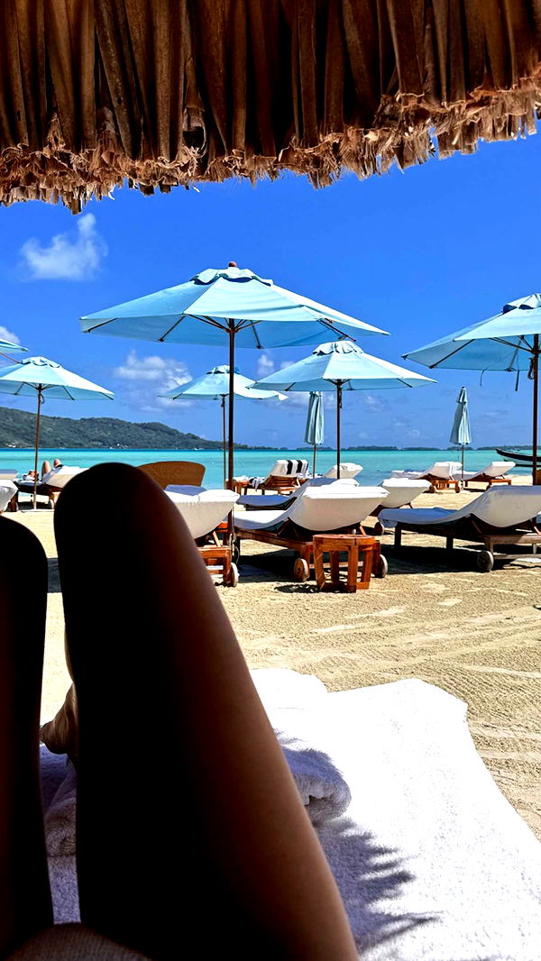 emilyelizabbeth image ~ Altpins