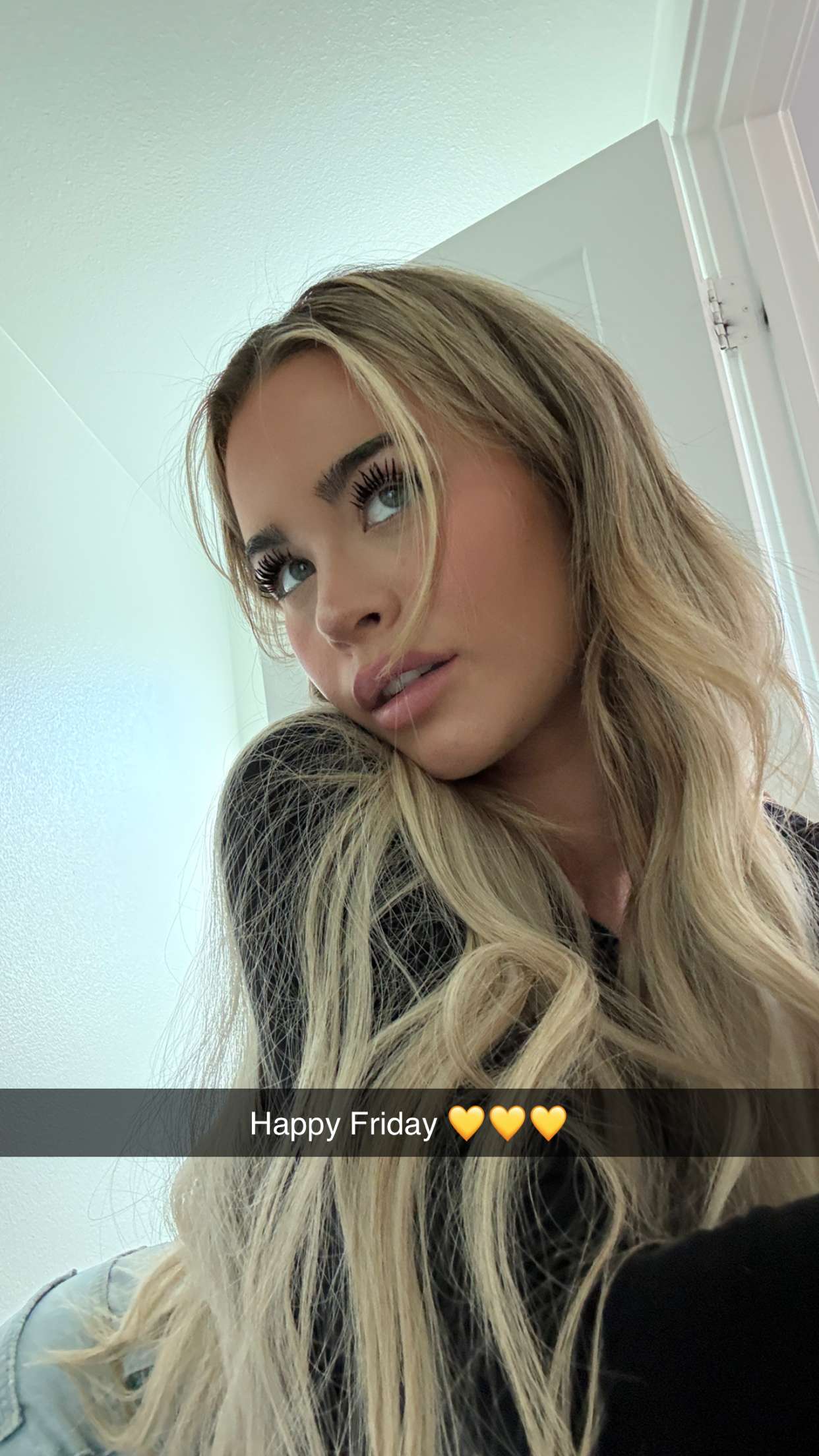 emilyelizabbeth snapchat image archive image