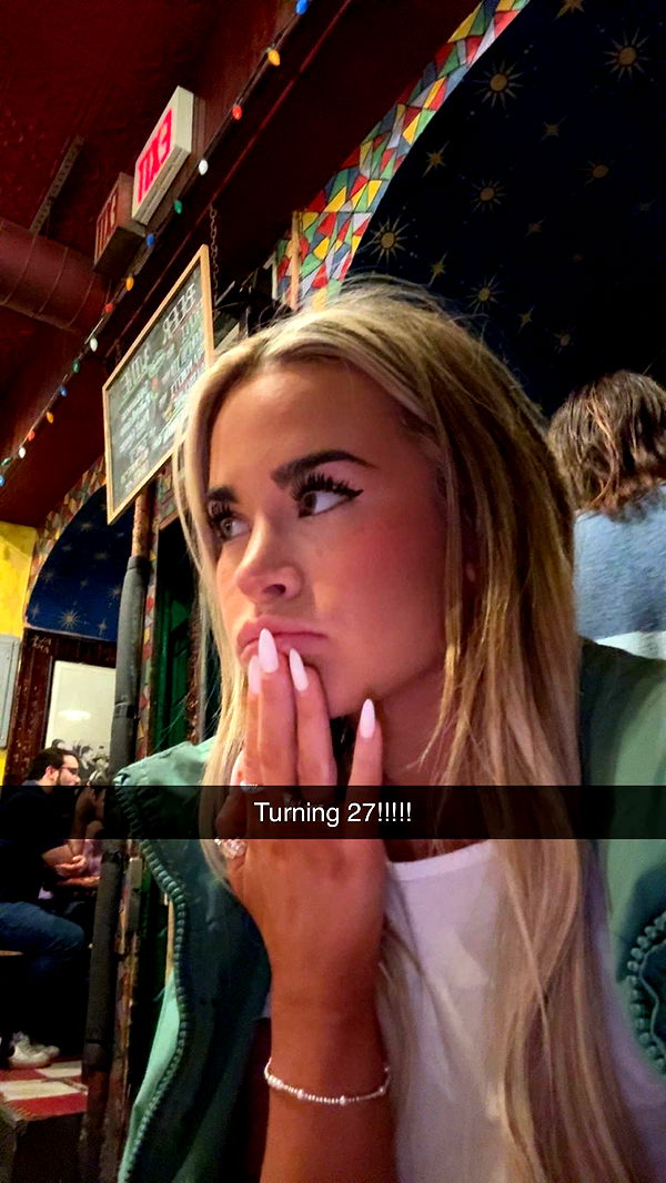 emilyelizabbeth image ~ Altpins