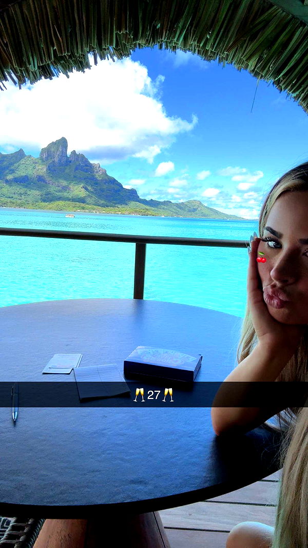 emilyelizabbeth image ~ Altpins