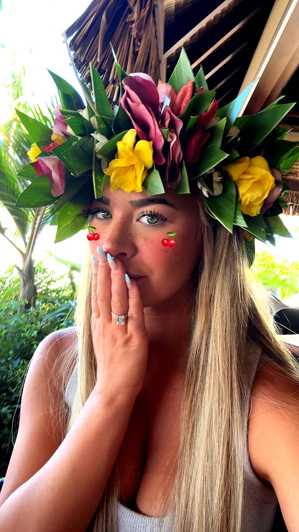 emilyelizabbeth image ~ Altpins