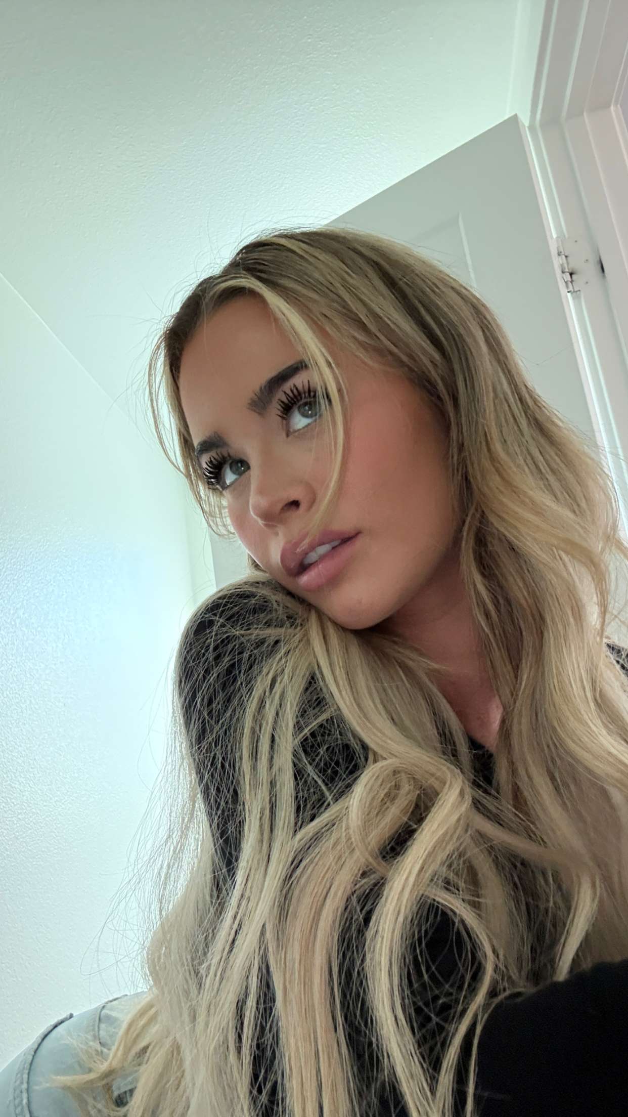 emilyelizabbeth snapchat image archive image