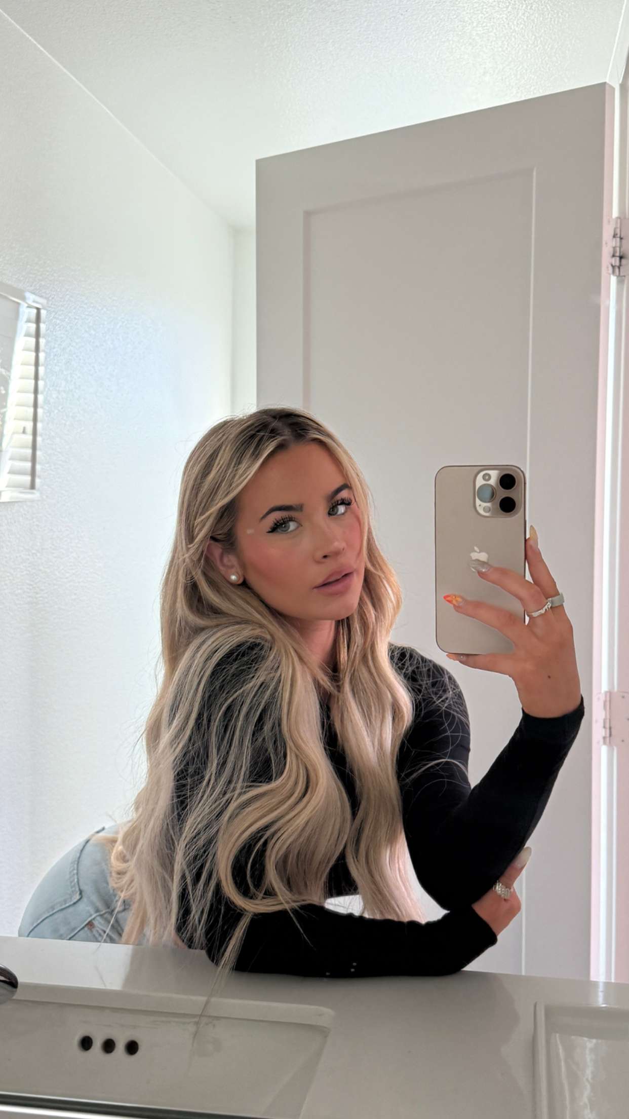 emilyelizabbeth snapchat image archive image