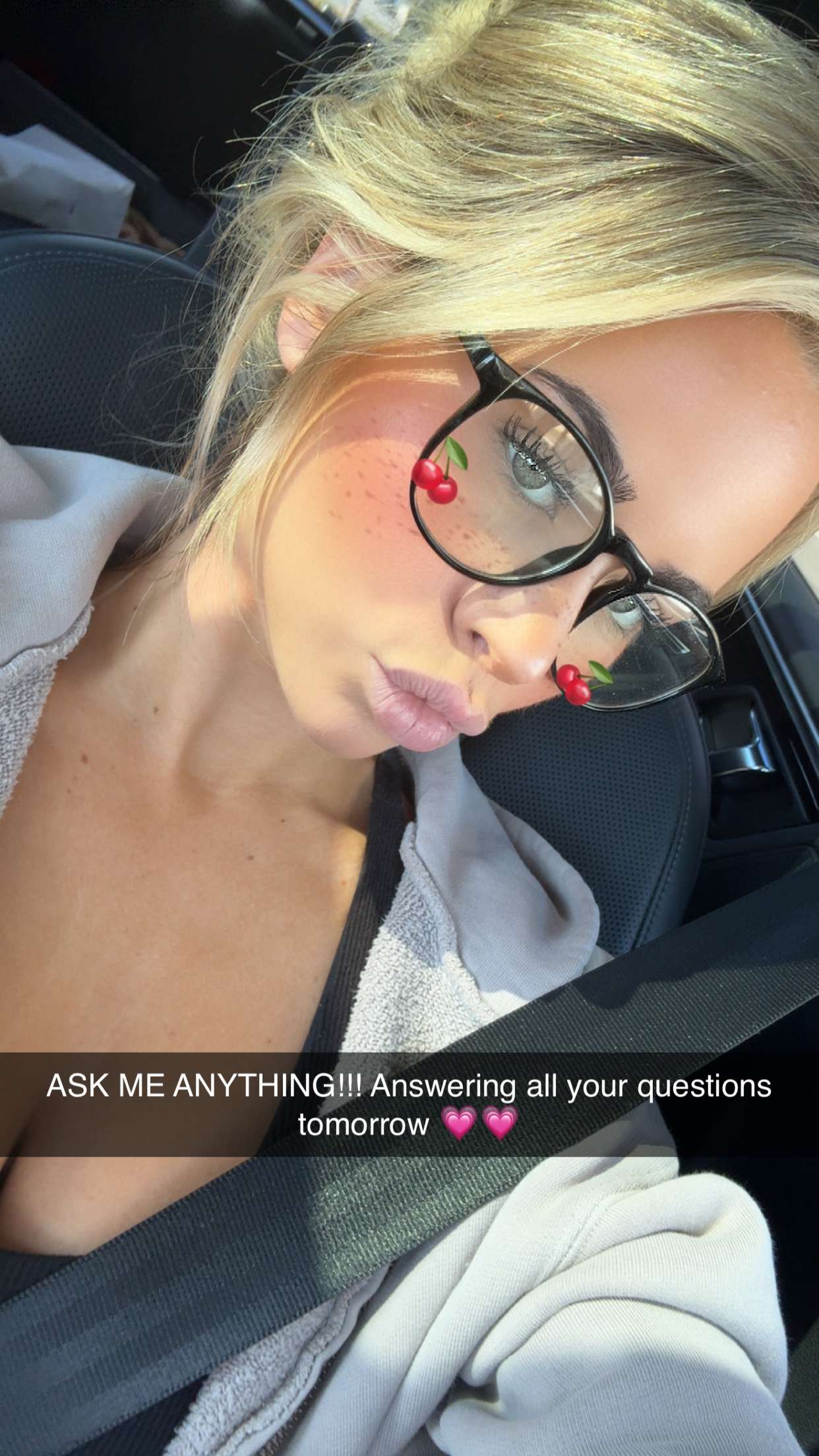 emilyelizabbeth snapchat image archive image