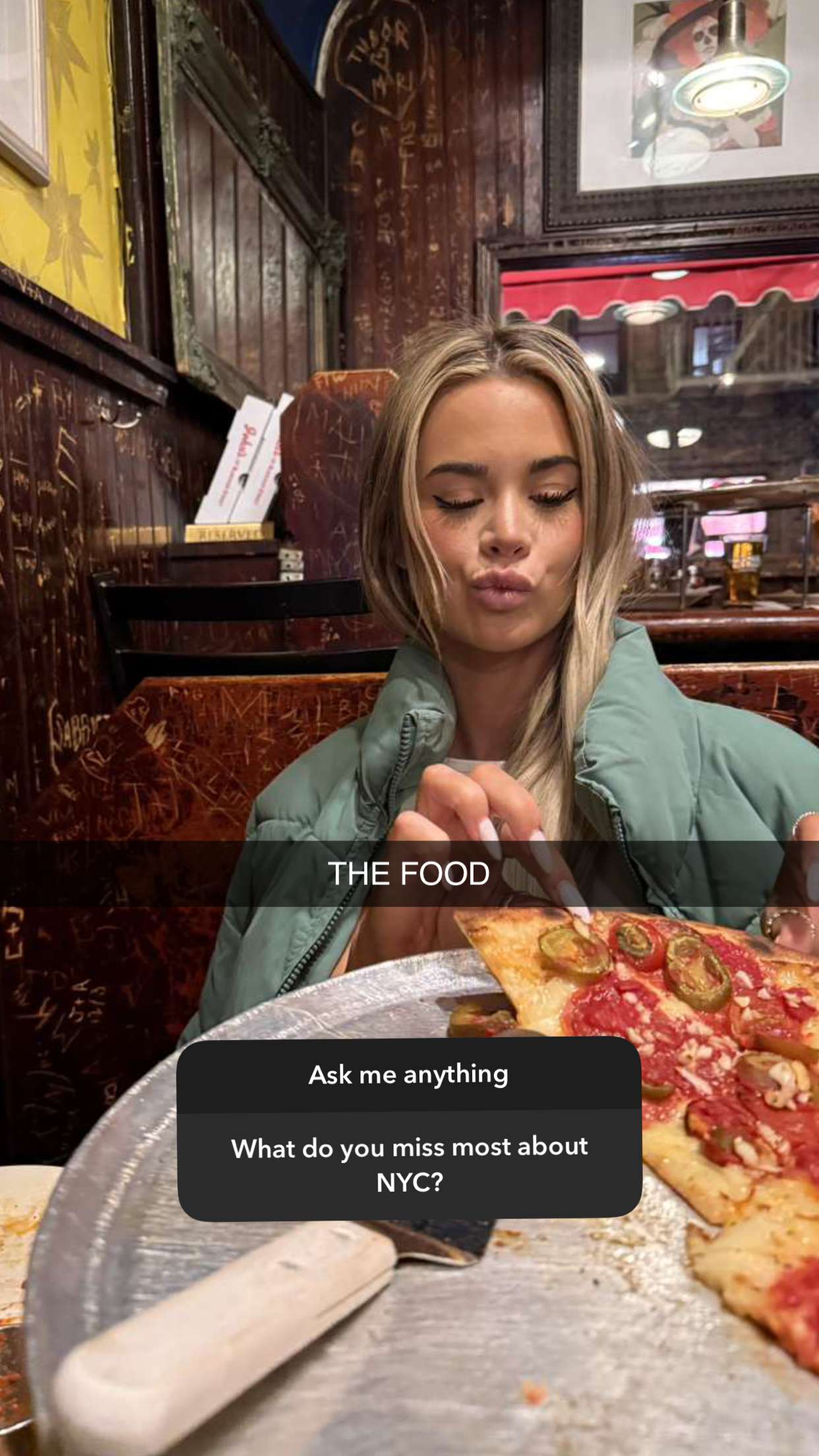 emilyelizabbeth snapchat image archive image