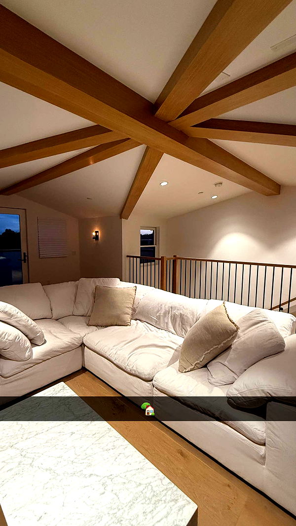 emilyelizabbeth image ~ Altpins