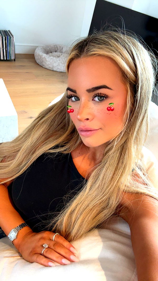 emilyelizabbeth image ~ Altpins