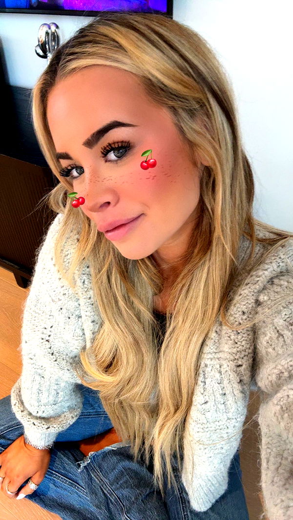 emilyelizabbeth image ~ Altpins