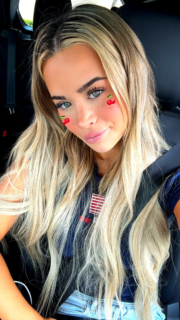 emilyelizabbeth image ~ Altpins