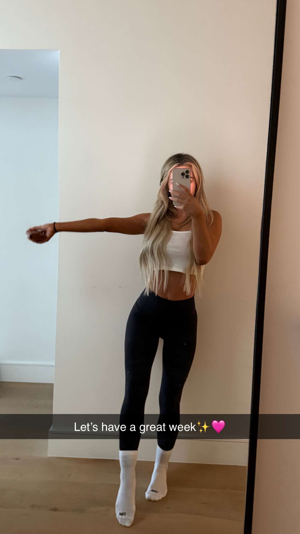 emilyelizabbeth snapchat image archive image