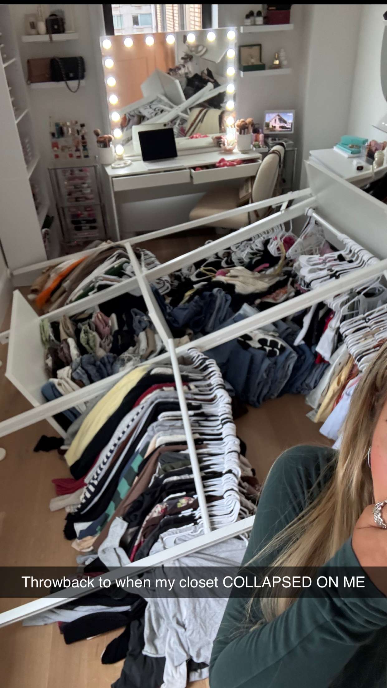 emilyelizabbeth snapchat image archive image