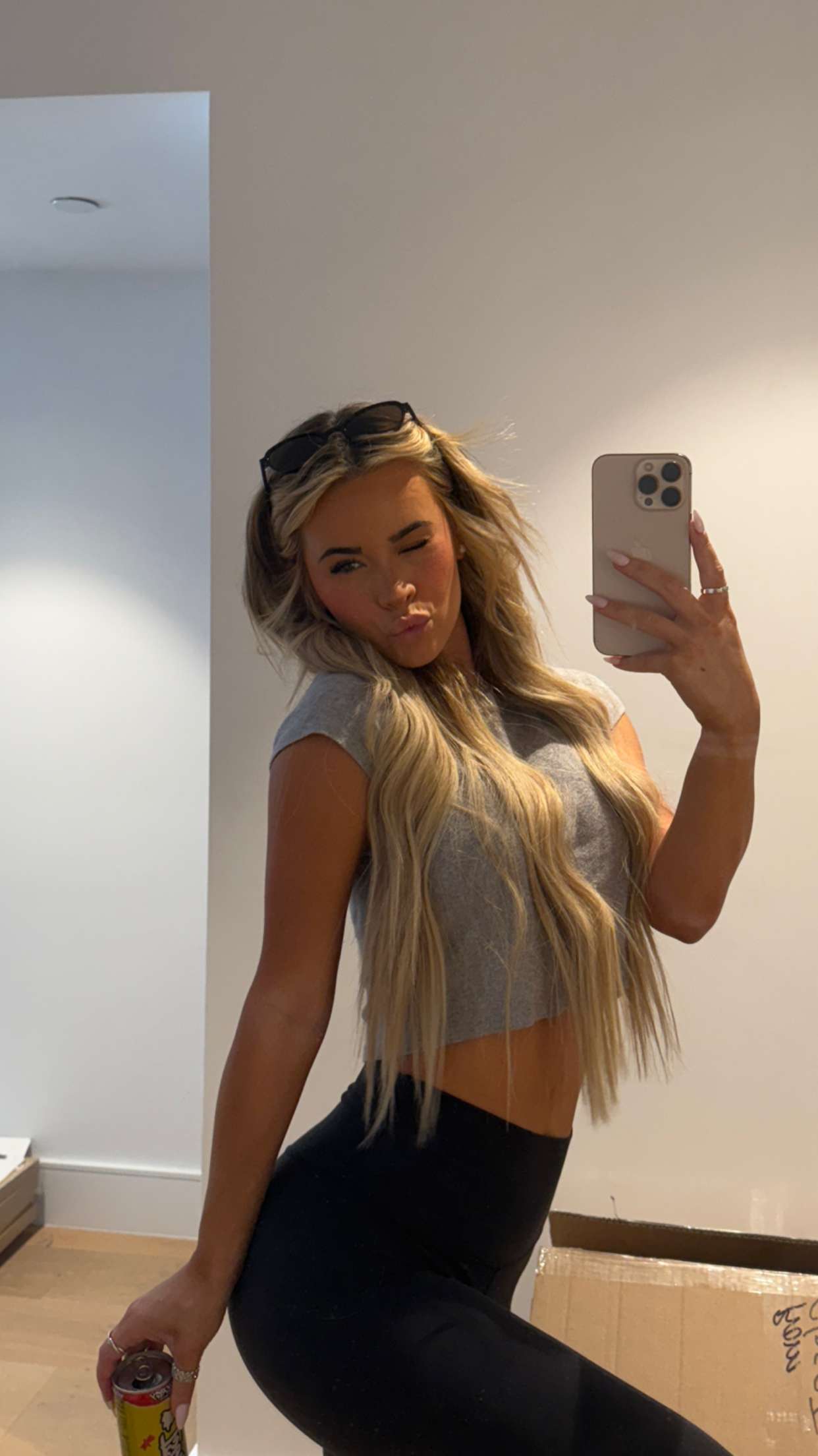 emilyelizabbeth snapchat image archive image