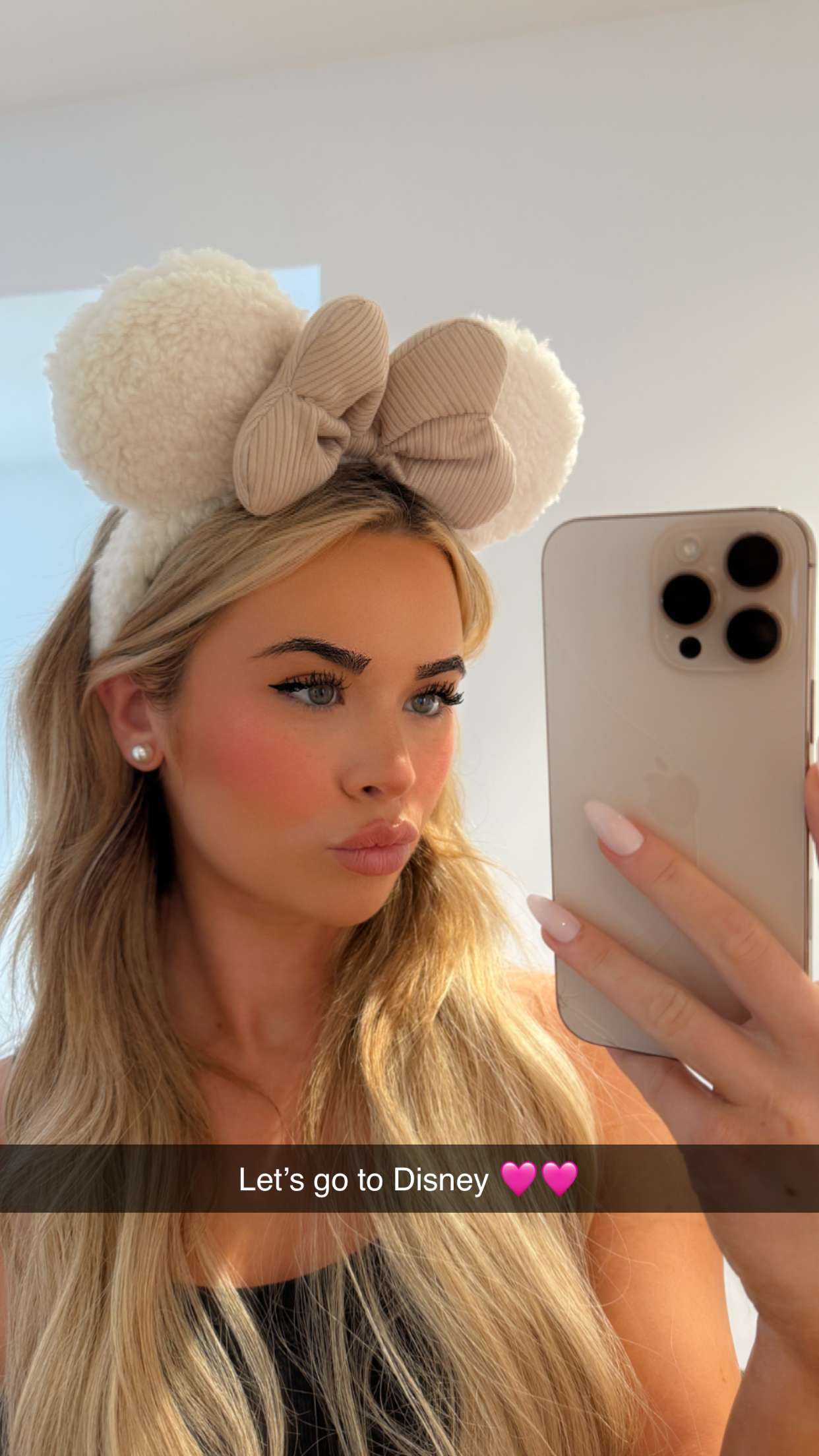 emilyelizabbeth snapchat image archive image