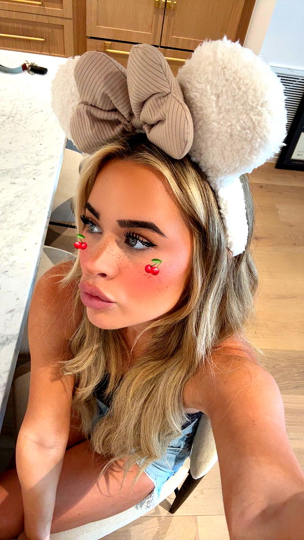 emilyelizabbeth image ~ Altpins