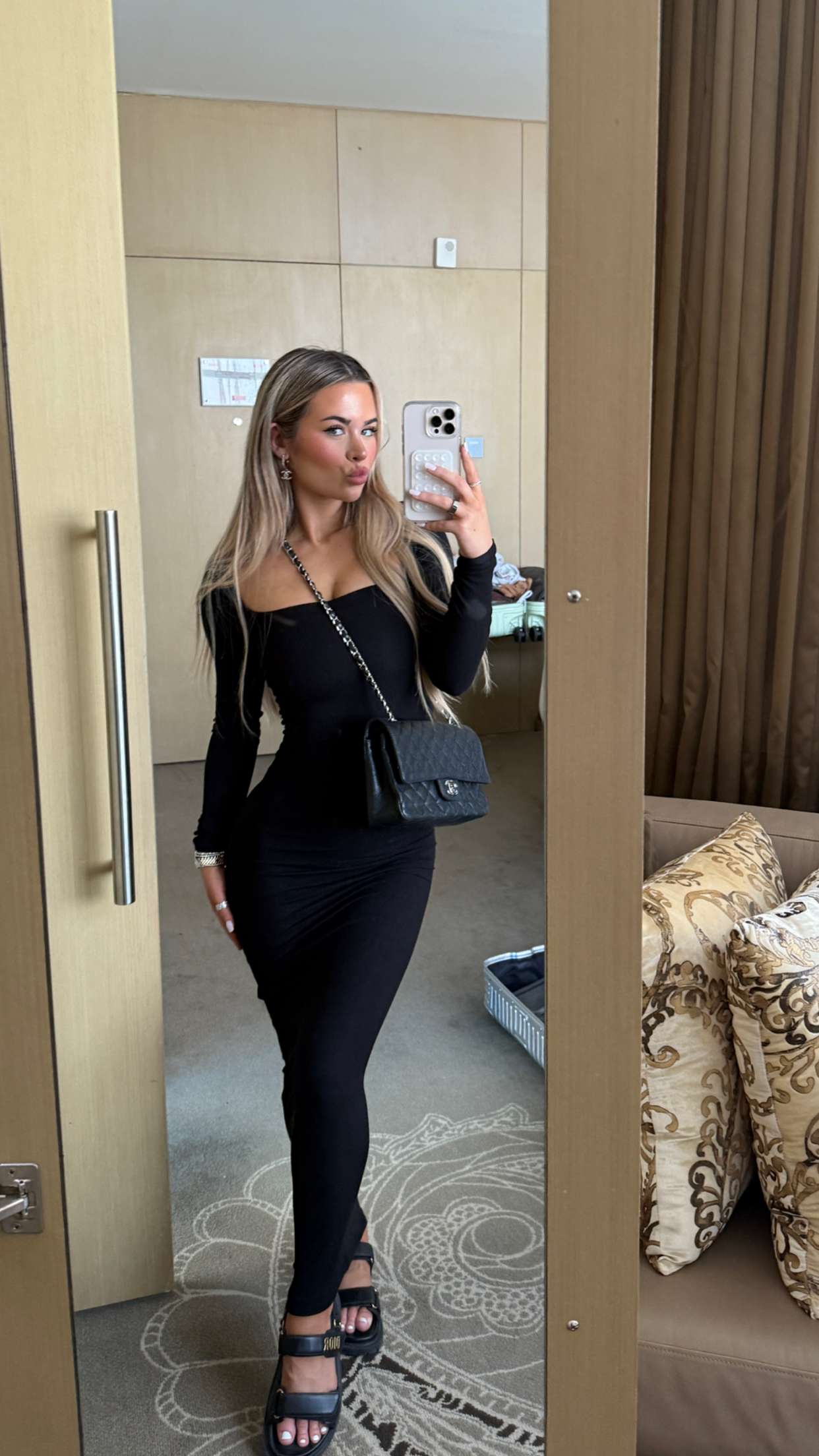 emilyelizabbeth snapchat image archive image