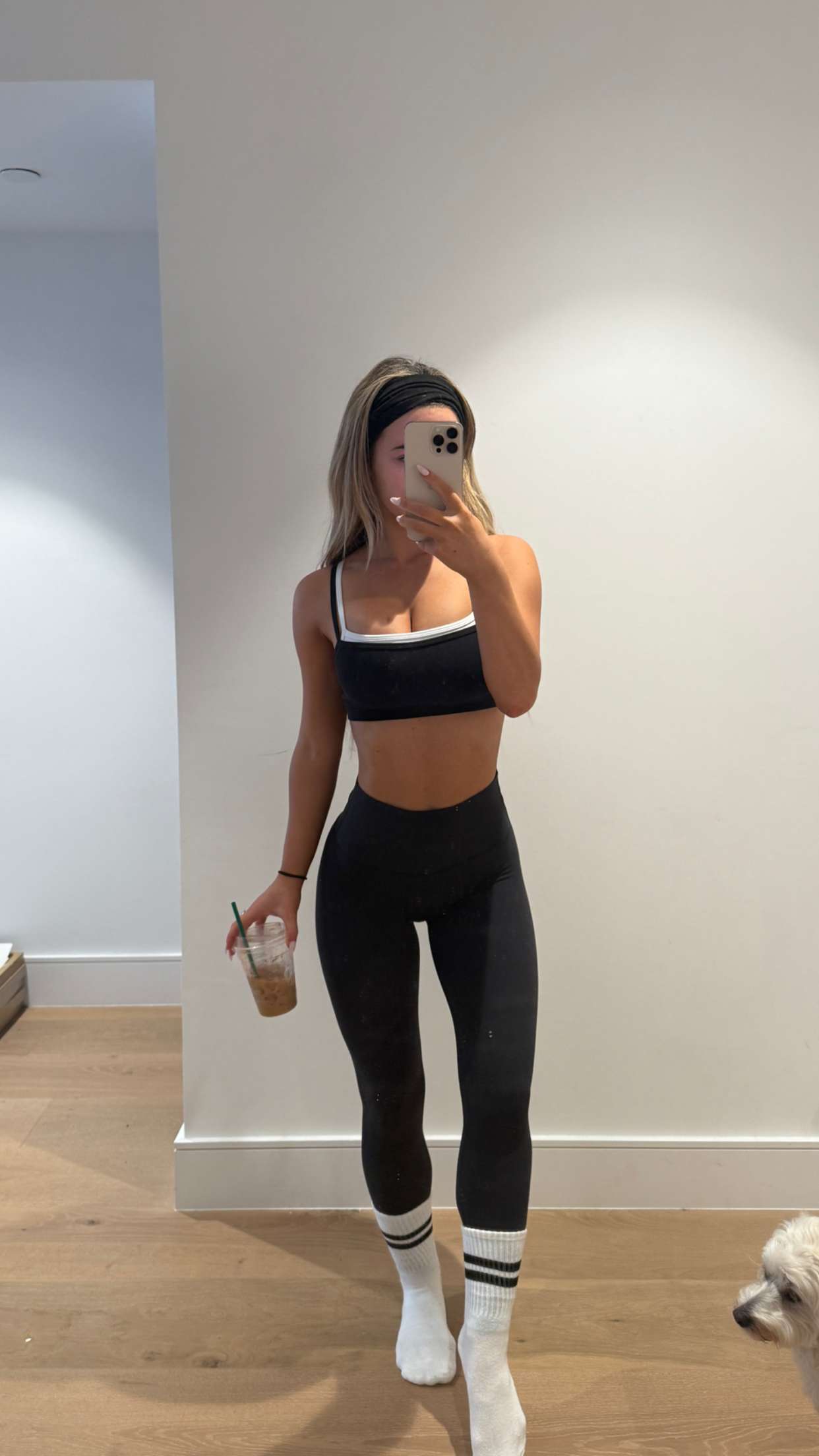 emilyelizabbeth snapchat image archive image