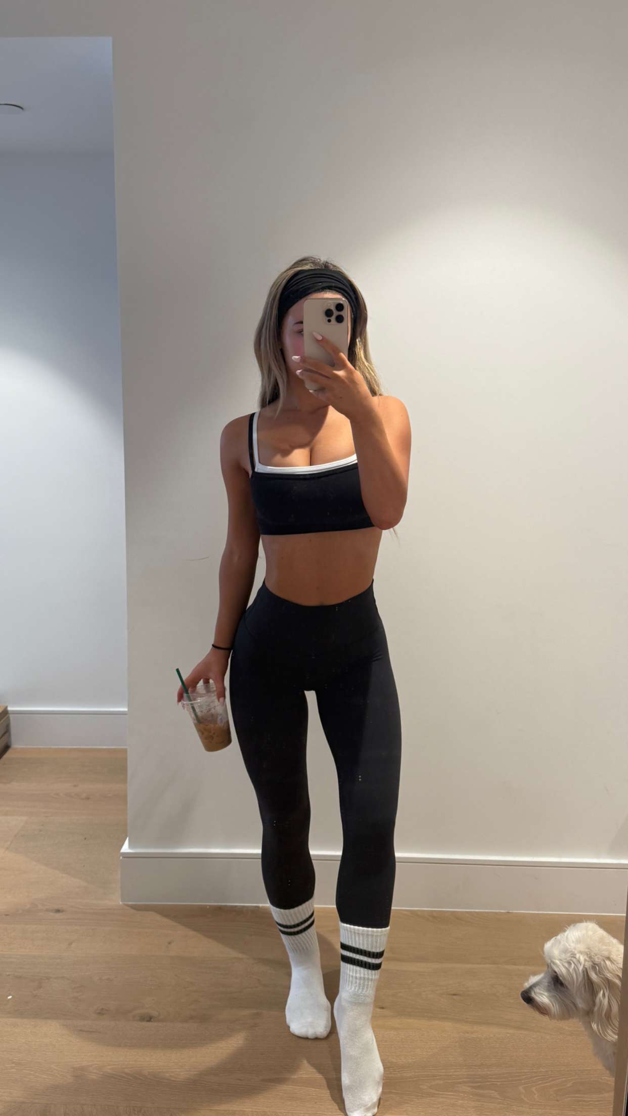 emilyelizabbeth snapchat image archive image