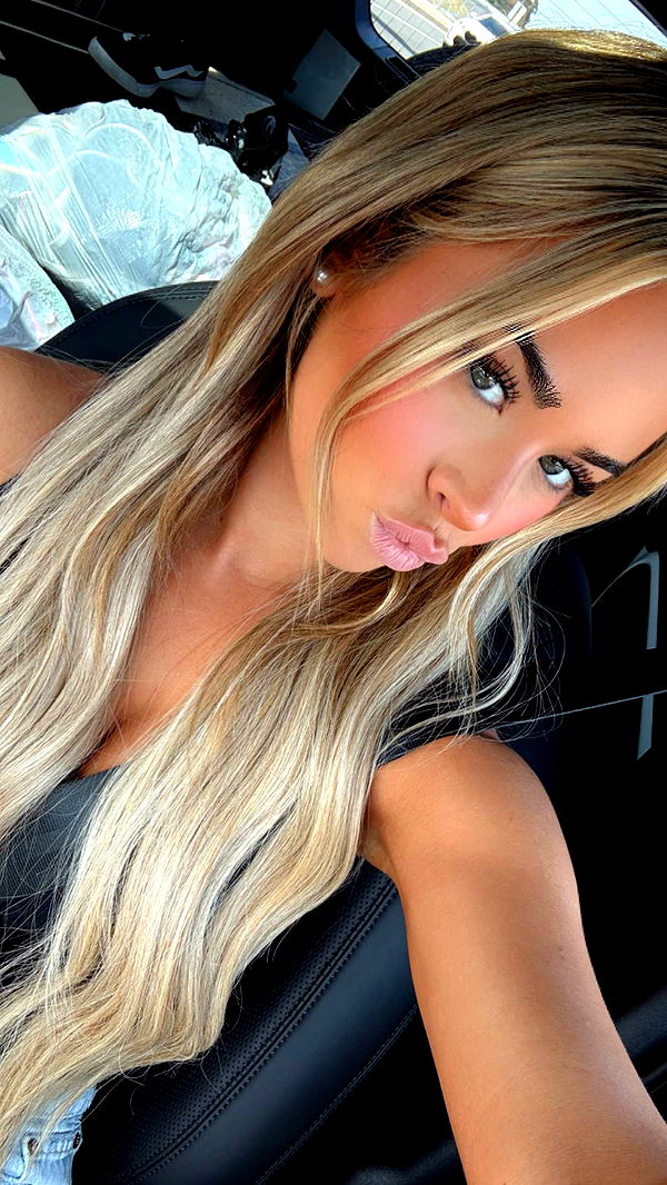 emilyelizabbeth image ~ Altpins