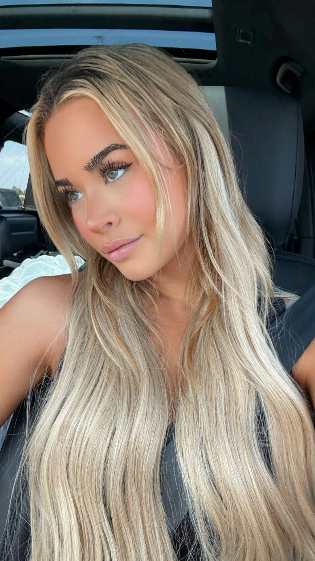 emilyelizabbeth snapchat image archive image