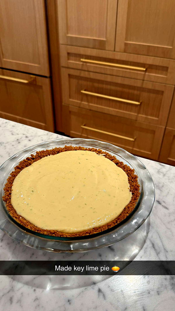 emilyelizabbeth image ~ Altpins