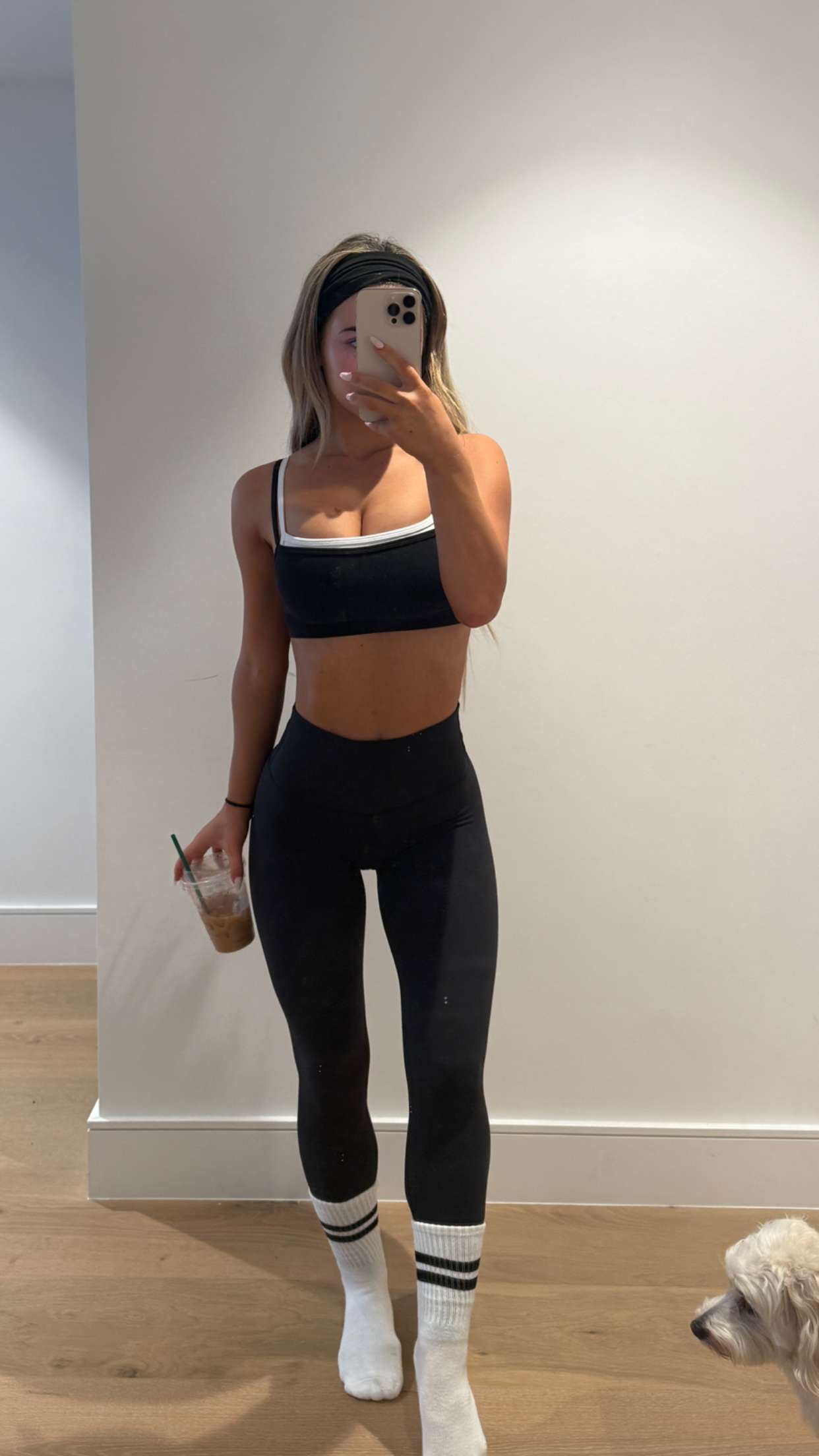 emilyelizabbeth snapchat image archive image