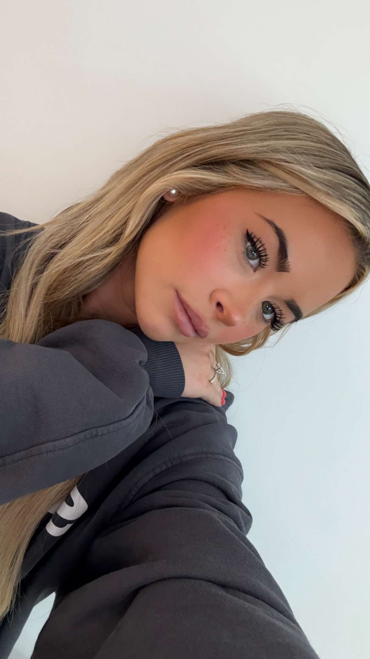 emilyelizabbeth snapchat image archive image