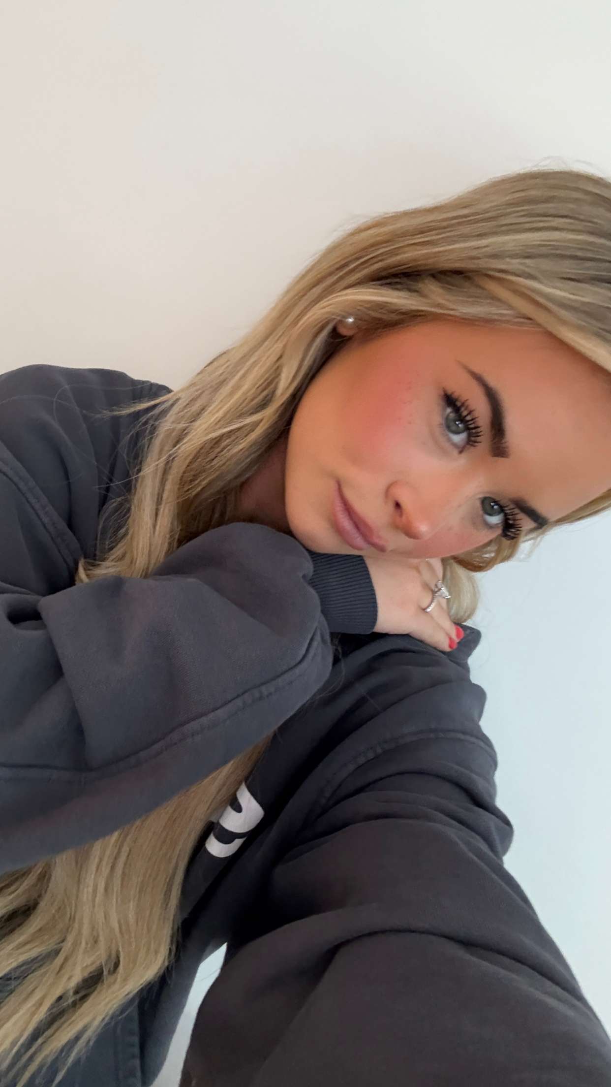 emilyelizabbeth snapchat image archive image