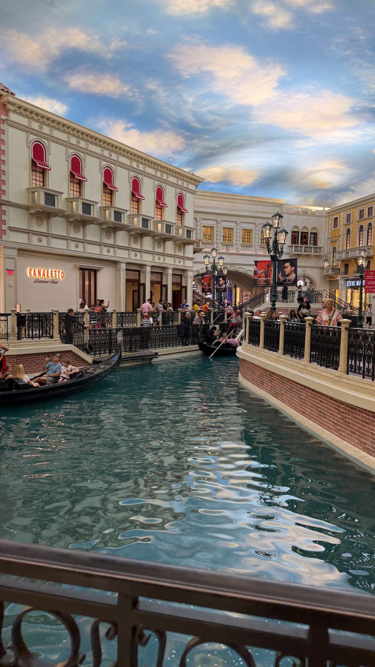 emilyelizabbeth snapchat image archive image