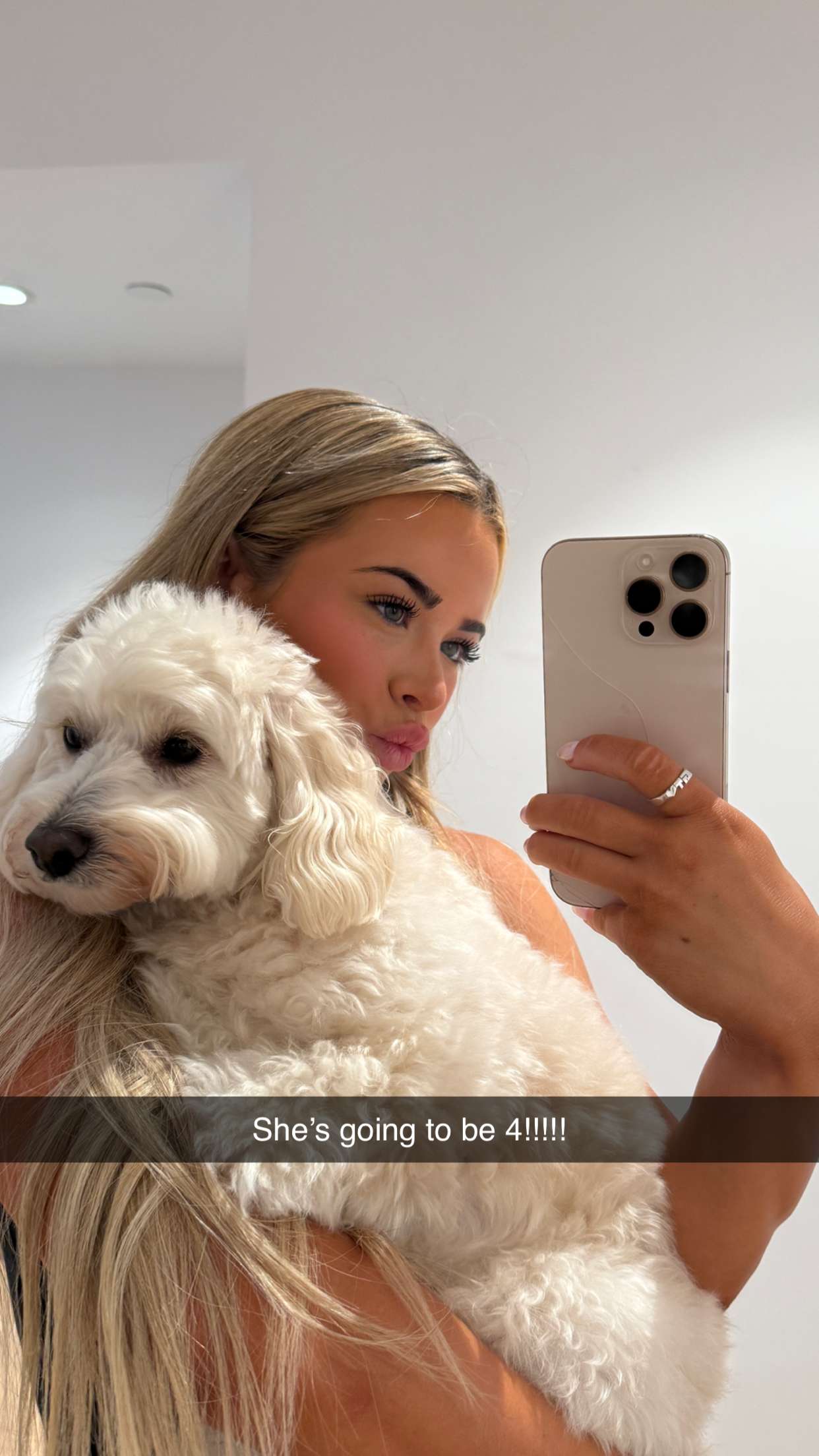 emilyelizabbeth snapchat image archive image