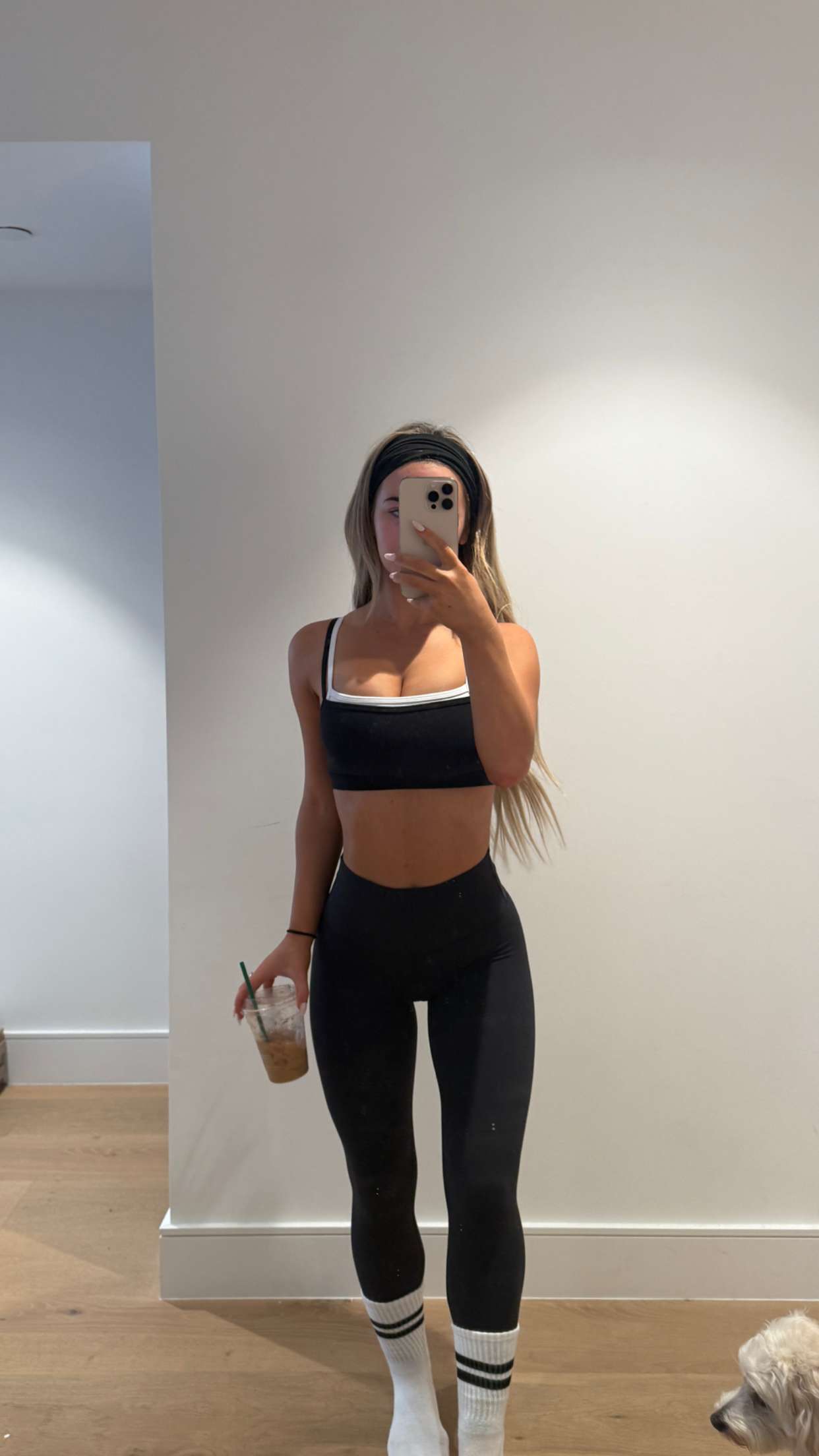 emilyelizabbeth snapchat image archive image