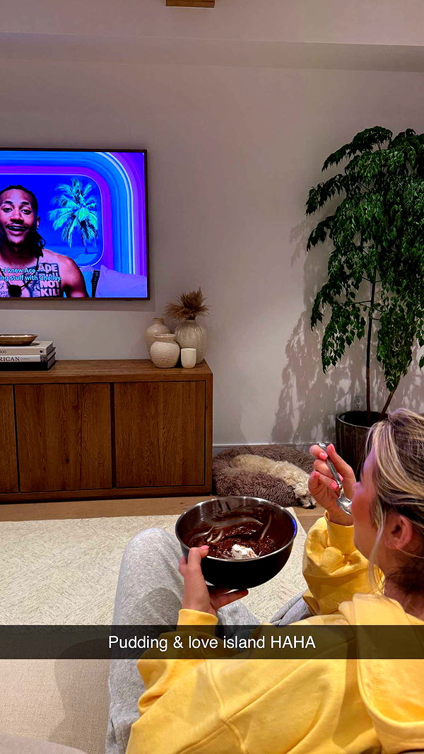 emilyelizabbeth image ~ Altpins