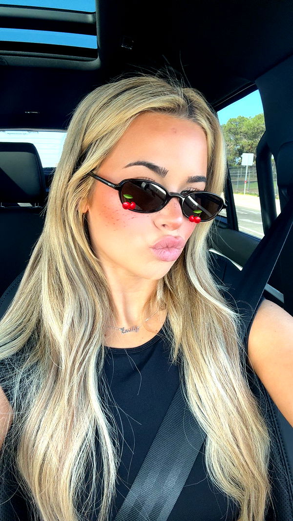 emilyelizabbeth image ~ Altpins