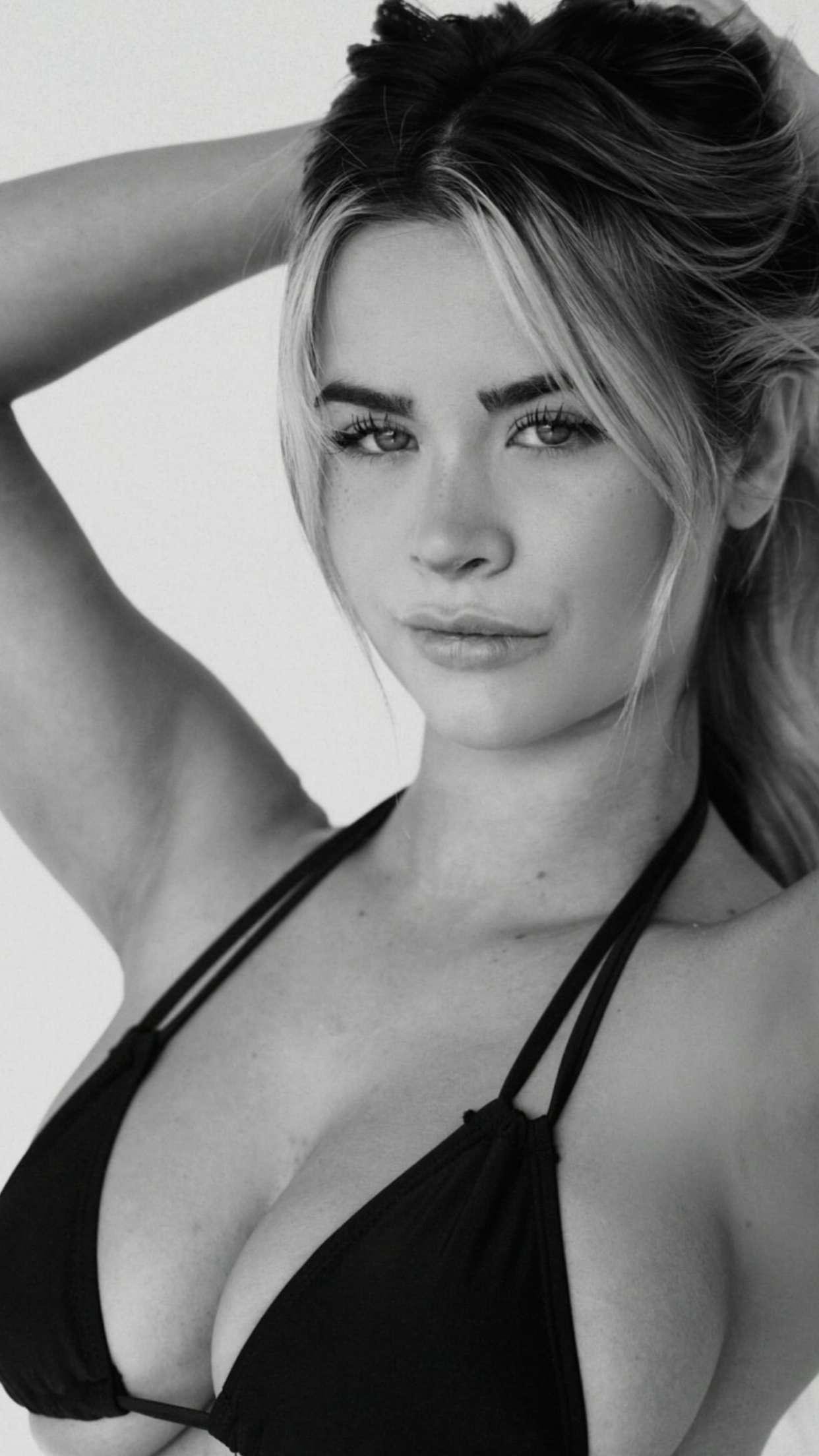 emilyelizabbeth snapchat image archive image