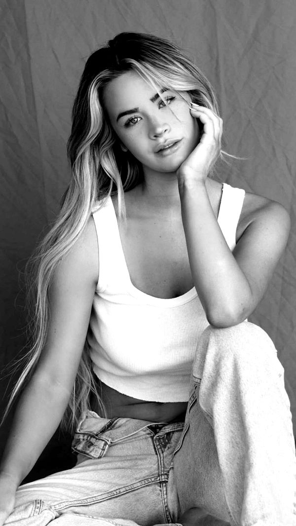 emilyelizabbeth image ~ Altpins