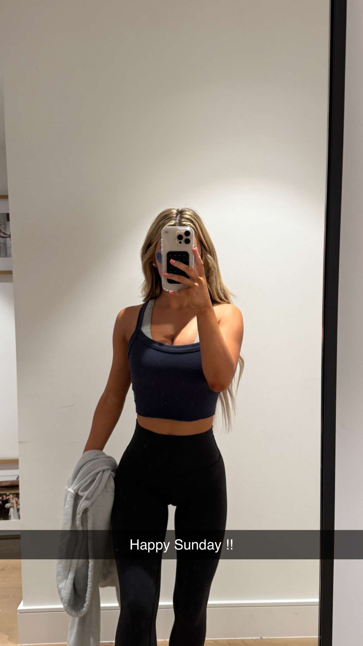 emilyelizabbeth snapchat image archive image