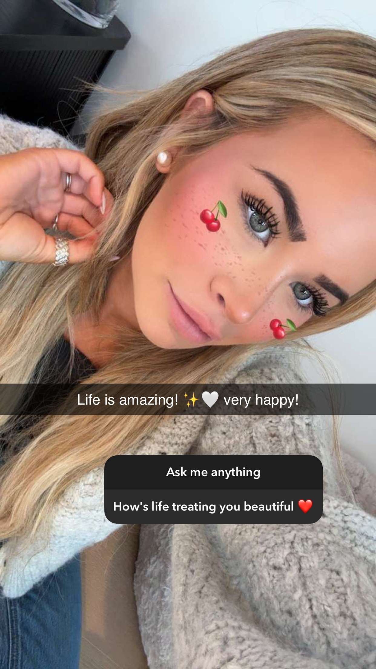 emilyelizabbeth snapchat image archive image