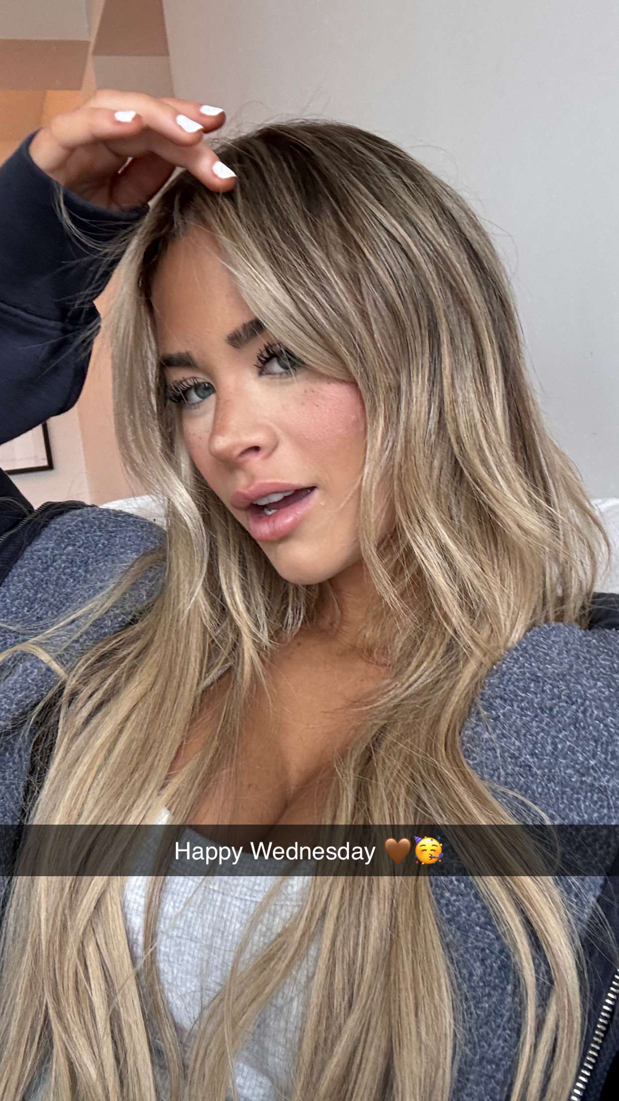 emilyelizabbeth snapchat image archive image