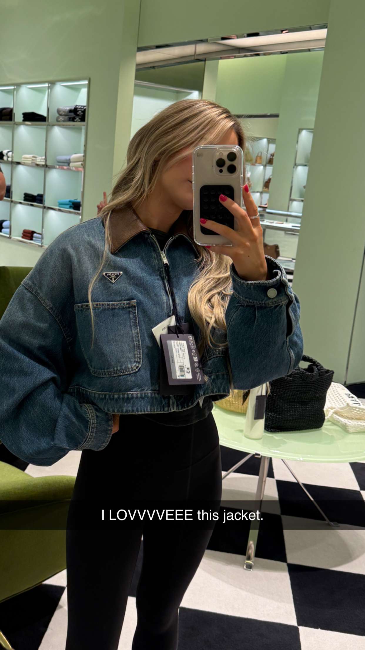 emilyelizabbeth snapchat image archive image