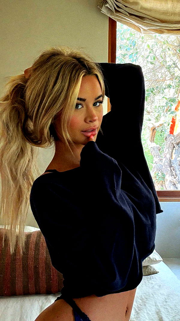 emilyelizabbeth image ~ Altpins