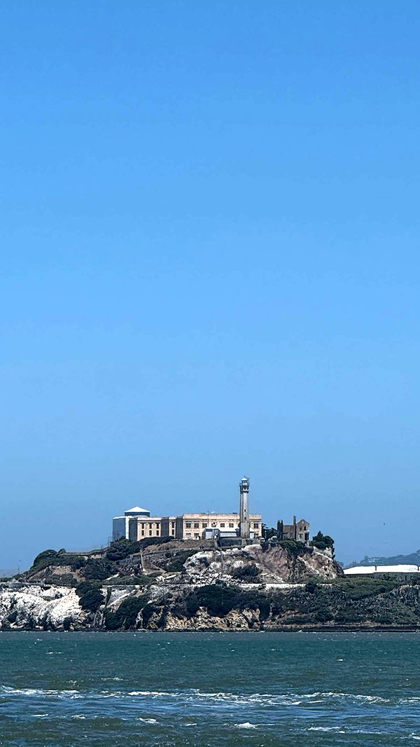 emilyelizabbeth image ~ Altpins