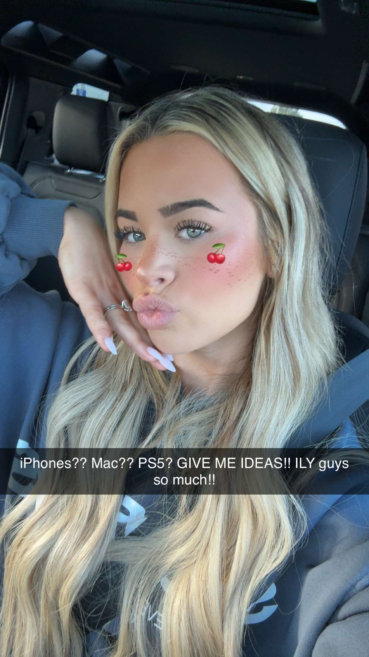 emilyelizabbeth snapchat image archive image