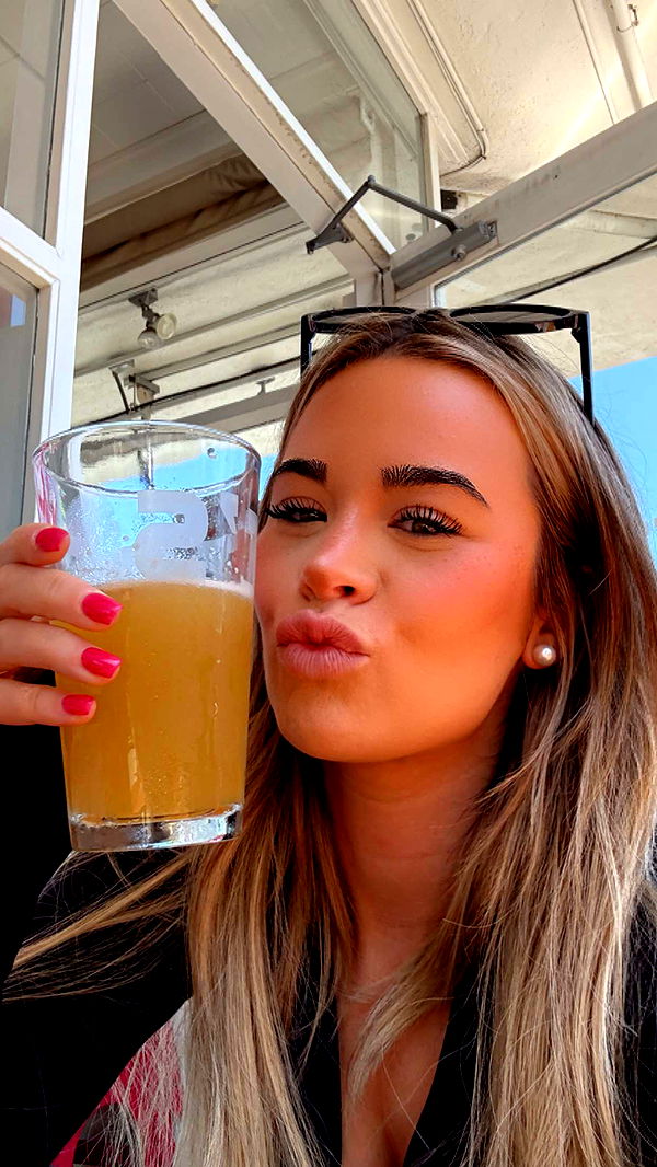 emilyelizabbeth image ~ Altpins