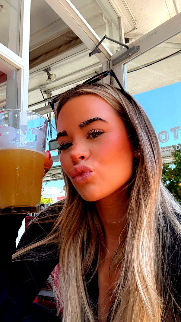 emilyelizabbeth image ~ Altpins