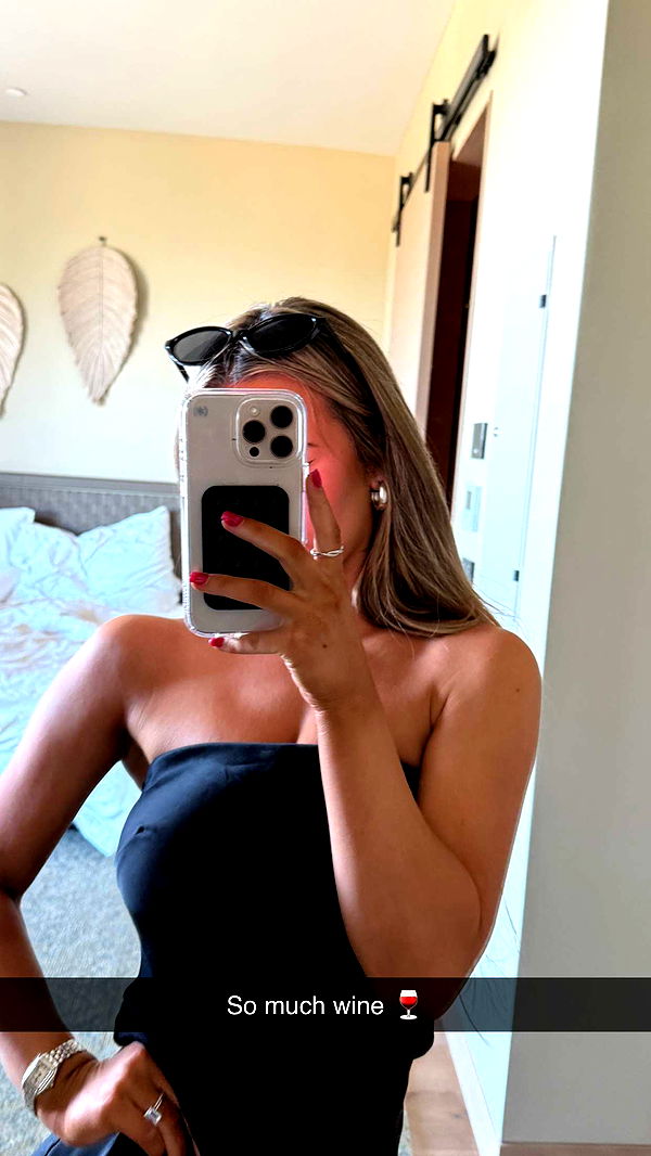 emilyelizabbeth image ~ Altpins