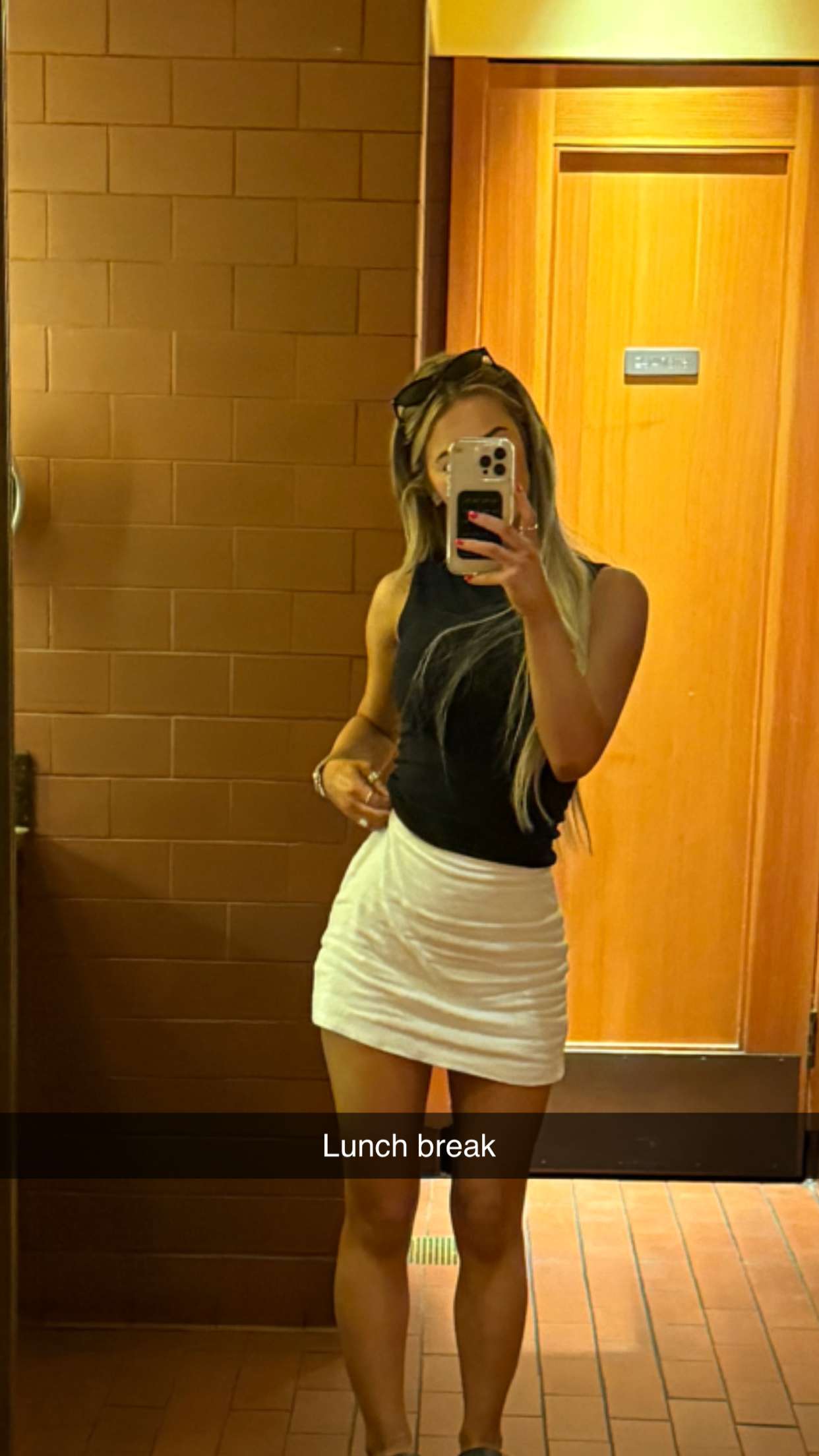 emilyelizabbeth snapchat image archive image