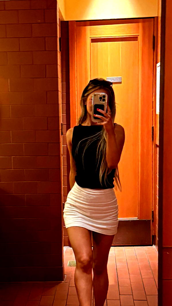 emilyelizabbeth image ~ Altpins