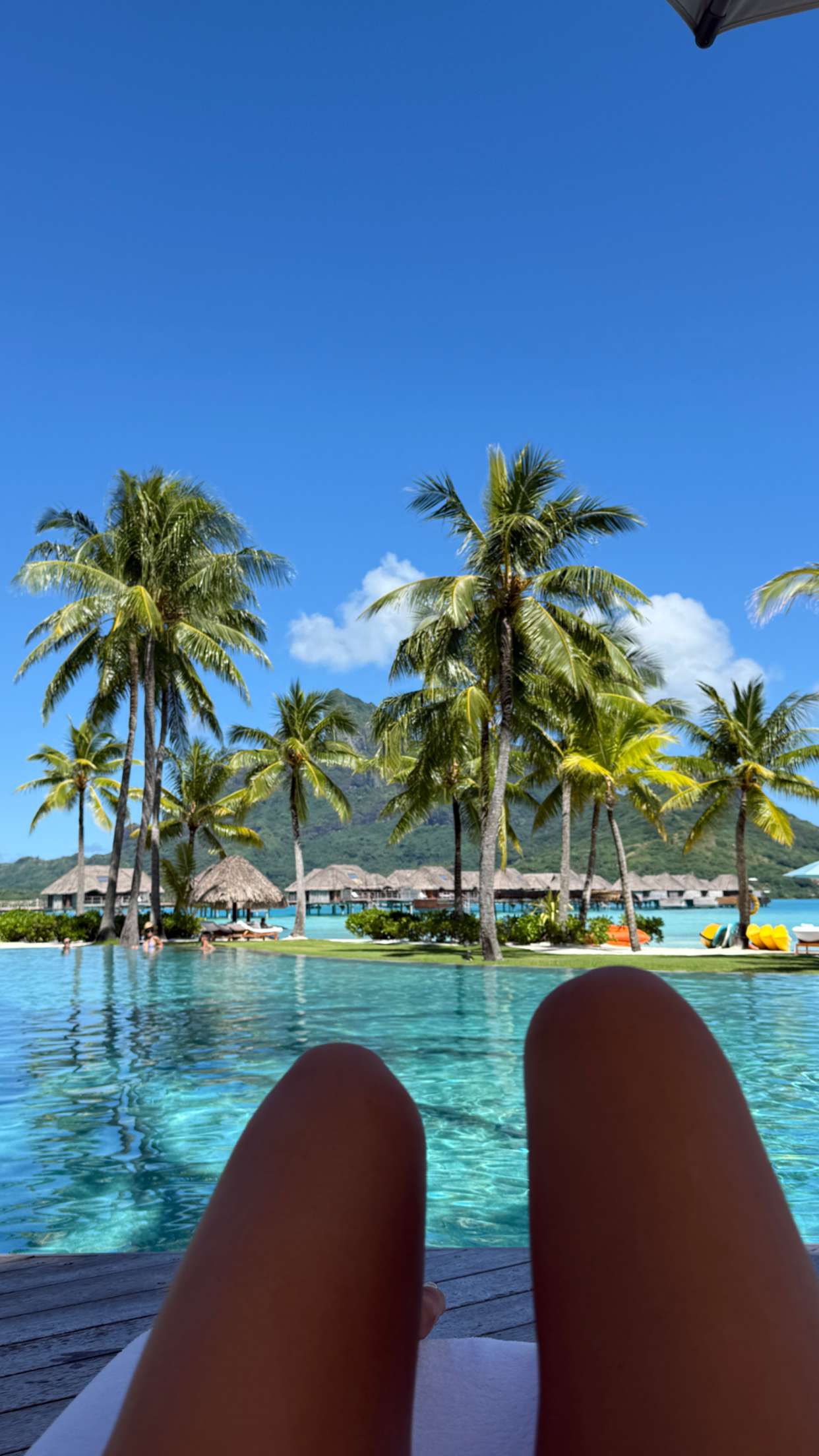 emilyelizabbeth snapchat image archive image