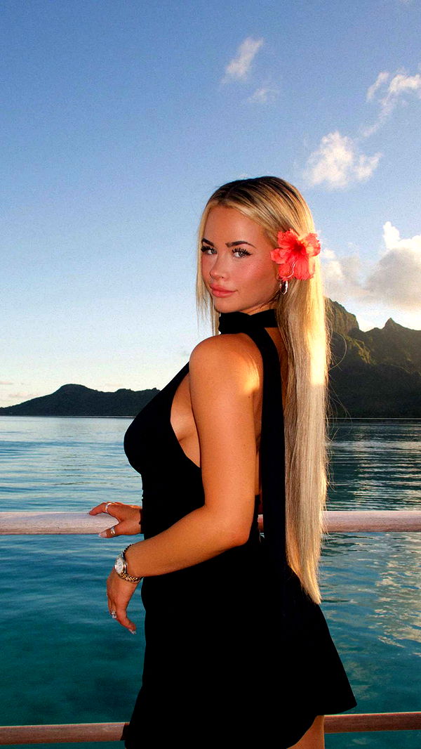 emilyelizabbeth image ~ Altpins